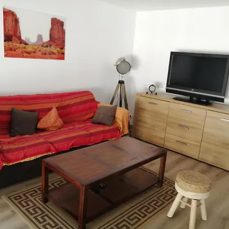 Calme Proche Mer Apartment Vallauris